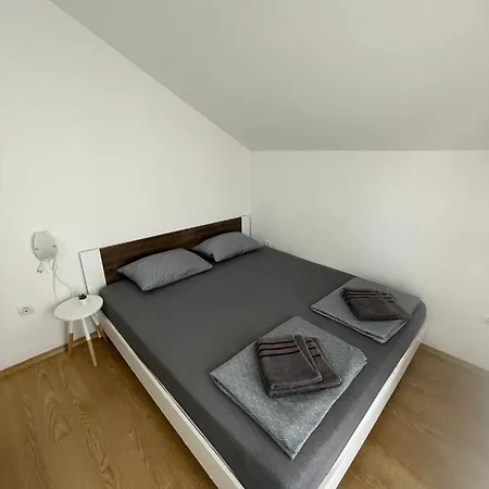 Melinda Apartament *